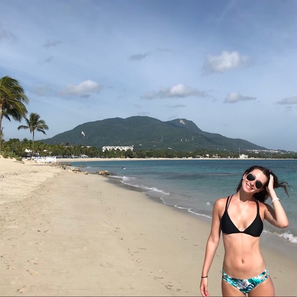 Meet your Posher, Kristin - Picture 2 of 5